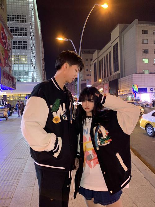 193保安跟163公主的情侣日常|30厘米身高差_情侣装_棒球服_穿衣_小