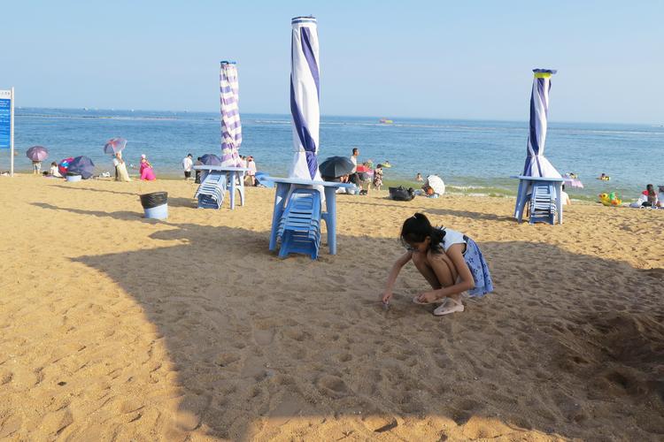 游大连金石滩海滨浴场