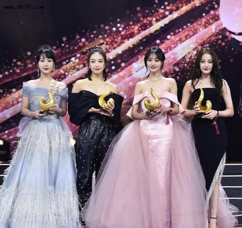 迪丽热巴输给了时尚黑洞杨紫不是所有人都能活成杨幂