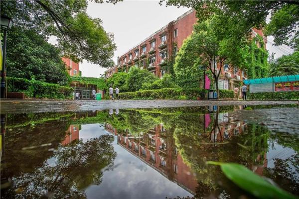 学姐直播带你逛三江学院!