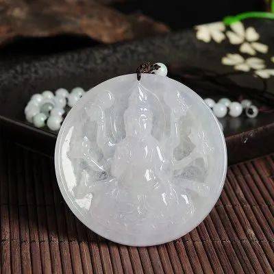 白色的翡翠价格贵吗?你会挑选吗?