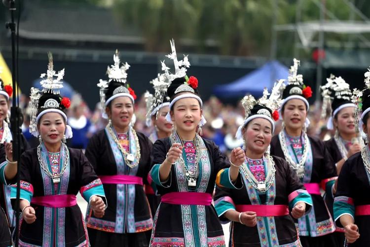 三江侗族自治县第六届侗族多耶大赛火热进行