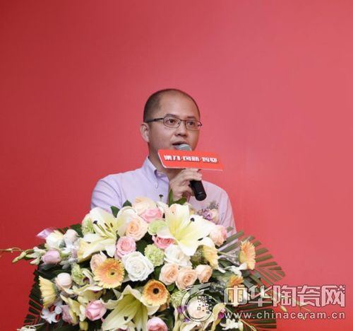 央视助阵品牌升级,宏宇陶瓷产品决策委员会正式成立