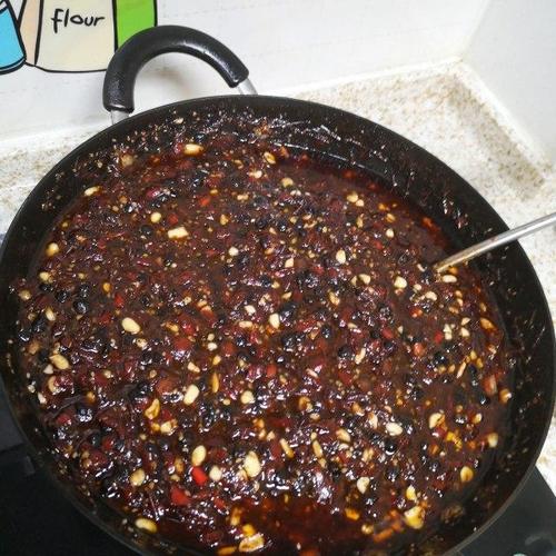 自制辣椒酱,方法特简单,步骤都告诉你,省钱又放心!