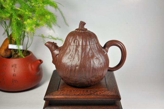 王小龙\高丽君 紫砂 一厂珍藏紫泥 330cc
