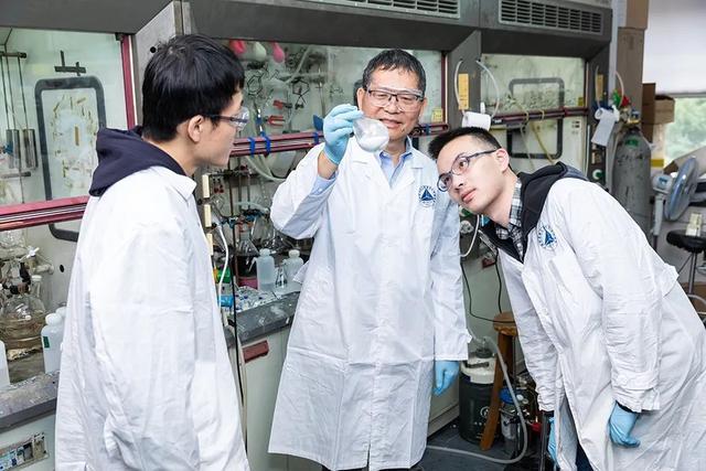 马大为院士人人可见天花板青年科研人内卷是系统性问题