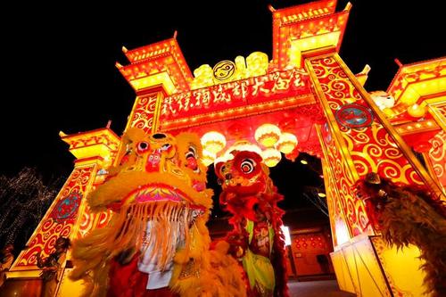 成都武侯祠大庙会精彩纷呈 热闹将持续至正月十六