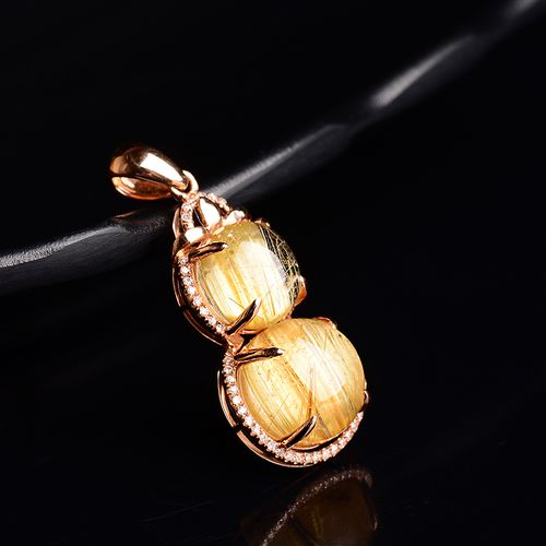 864g 裸石1.758克 钛晶猫眼葫芦吊坠 发晶