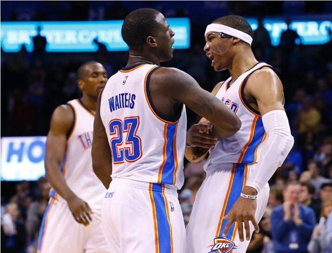 威少49 16 10雷霆加时逆转 浓眉39 13 8帽鹈鹕胜