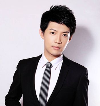 主持人田欣伟 体育频道主持人 广电主持人 深圳主持人