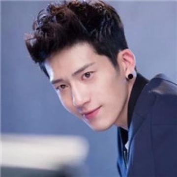 帅气迷人的侧脸