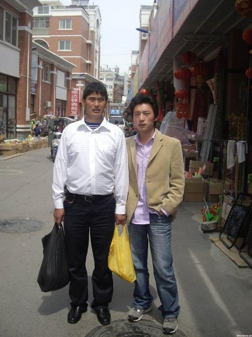 朱之文的新动向:在家乡首获爱心大使,坦言还要割麦去