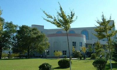 新生想知道在华电的图书馆借书或者自习,体验如何呢?