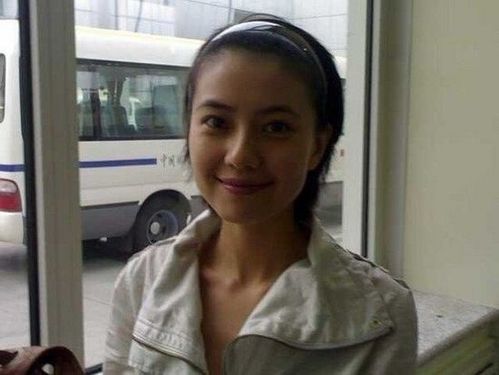 高圆圆素颜也是清丽可人