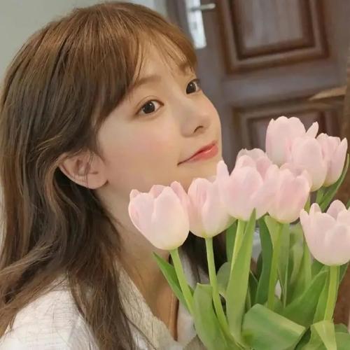 招桃花温柔小众真人女生头像147