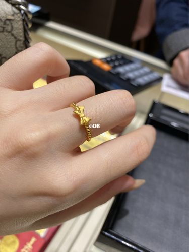 周大福蝴蝶结96戒指黄金_蝴蝶结_戒指_周大福怎么样