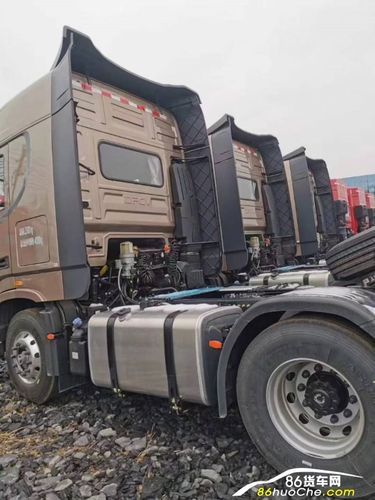 东风商用车天龙旗舰 天龙旗舰560马力国五新车价格牵引车