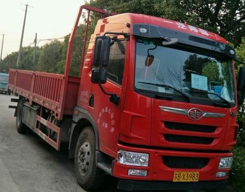 一汽青岛国5解放6.8米10吨货车转让