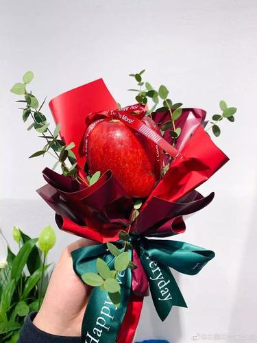 晋府壹号丨平安果花束手作课,领取专属你的圣诞惊喜