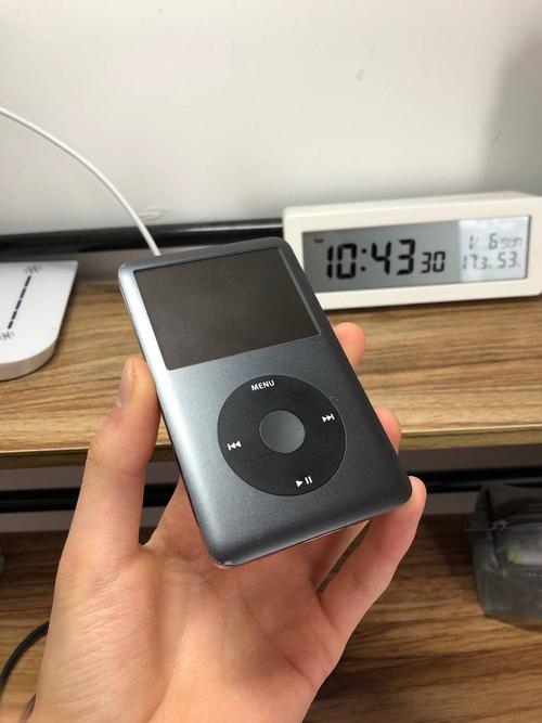 ie80;beatsx;ipod classic2