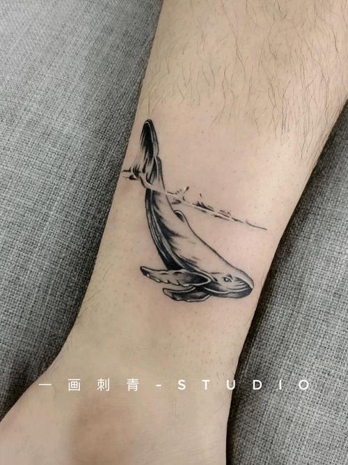鲸鱼_纹身图案手稿图片_伟…的纹身作品集