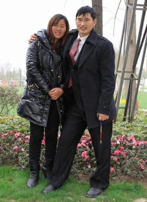 蒋大为和朱之文走的越来越远