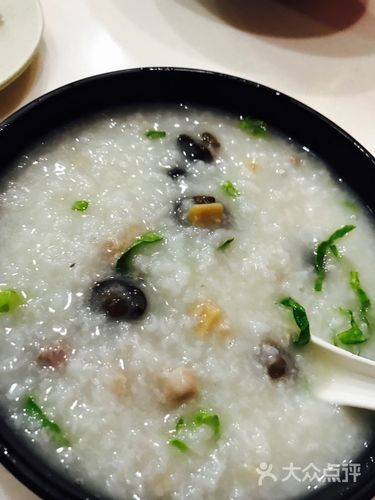 香菇干贝瘦肉粥