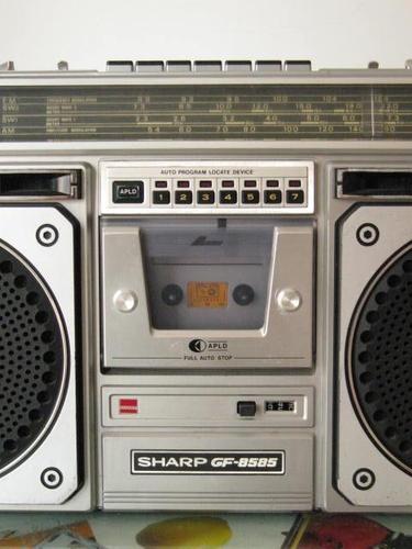 出夏普收录机gf-8585