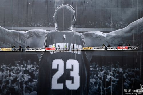 当地时间2014年10月30日,美国克利夫兰,勒布朗-詹姆斯迎来回归骑士首