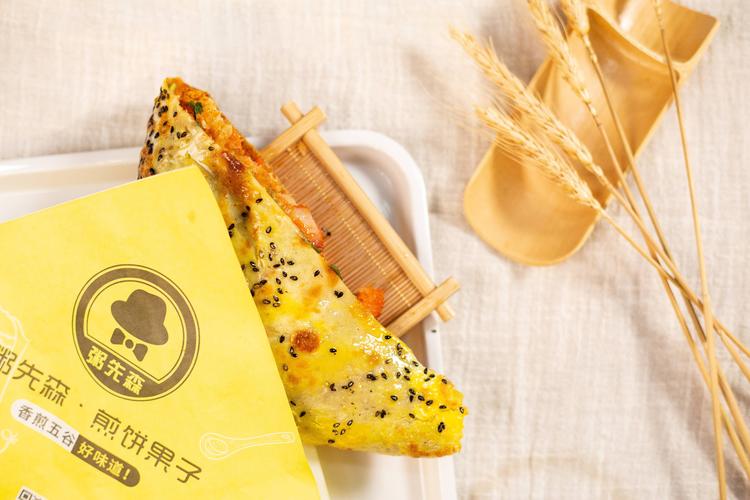 类似粥先森煎饼果子这种以健康餐饮为主旨的餐饮品类一场火爆,以杂粮