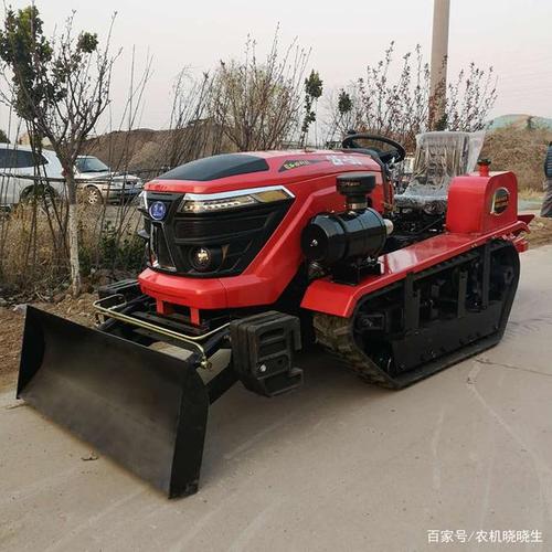 多功能大马力履带旋耕机拖拉机推土机