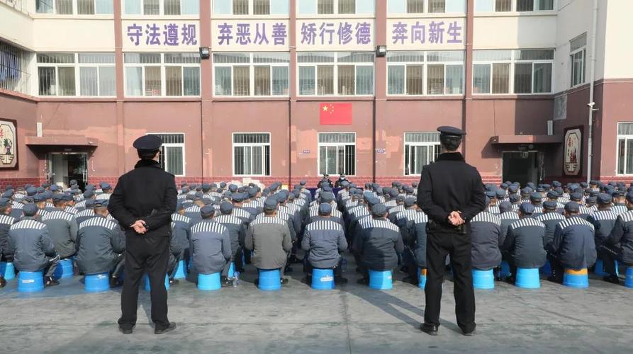 元旦|不放假的监狱阿sir