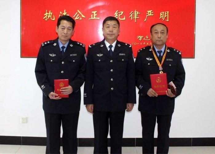 【忠诚奉献】吉林市公安局领导深入基层单位表彰党的十九大安保工作