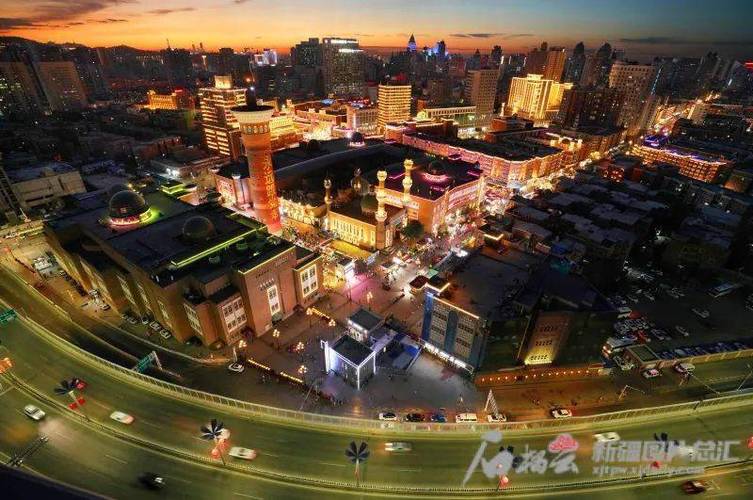 新疆生产建设兵团第十三师新星市天街步行街