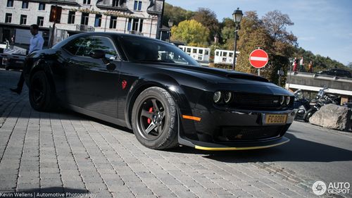 dodge challenger srt demon