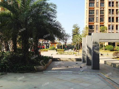 东方白云花园 3室2厅1厨2卫 110.0m 精致装修