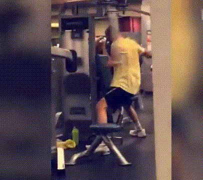 搞笑:这健身姿势无敌了