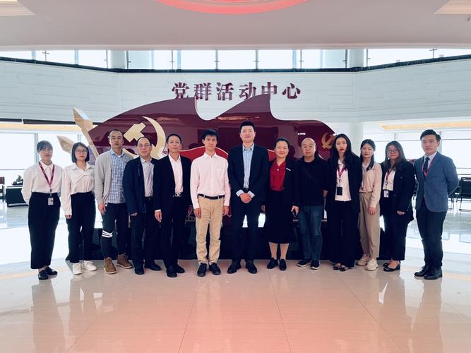 访企拓岗促就业校纪委书记林学坚带队走访相关企业