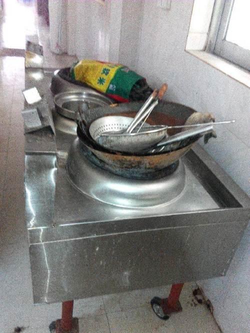 炒菜炉,双炉头双风机煤气,燃油双用炒菜炉 详情 