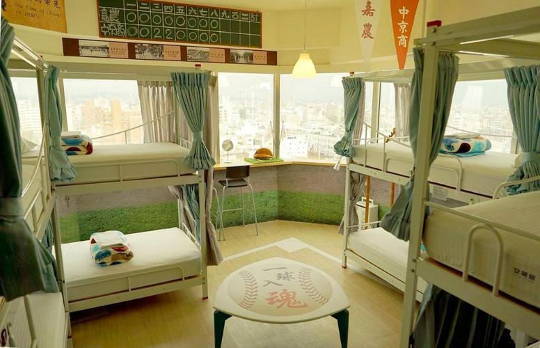8人宿舍 - 床 安兰居国际青年馆 (an lan jie hostel)