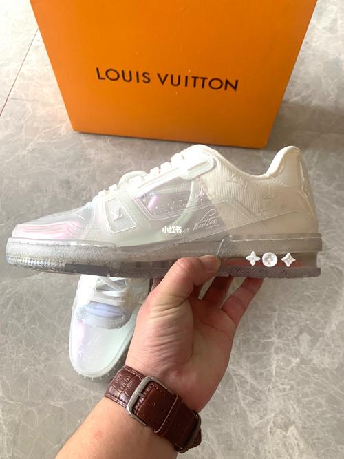 lv透明鞋入手第一时间分享_透明鞋_袜子_路易威登怎么