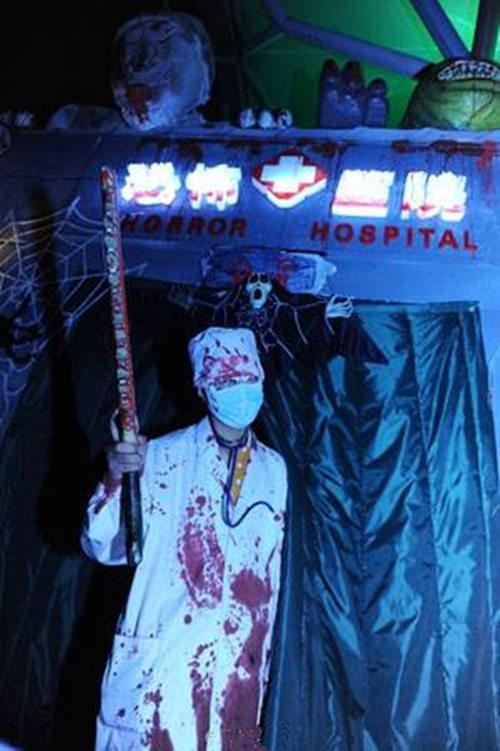 旅游 正文  北京欢乐谷——万圣节必到的游乐地标,没有之一!