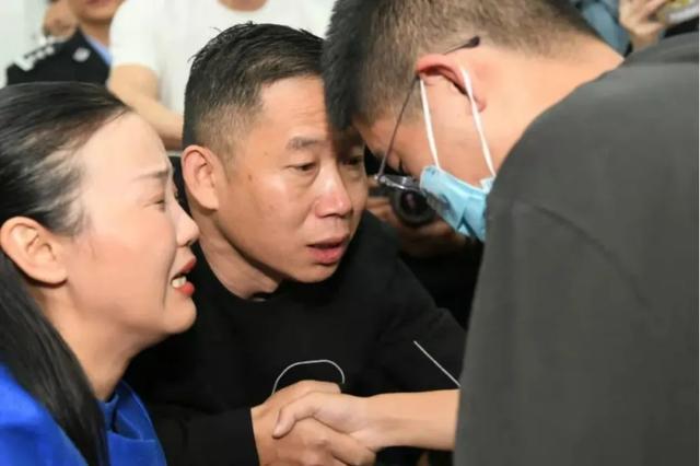 原创孙卓回深圳读书出乎意料孙海洋心情忐忑能否接走孩子心里没底