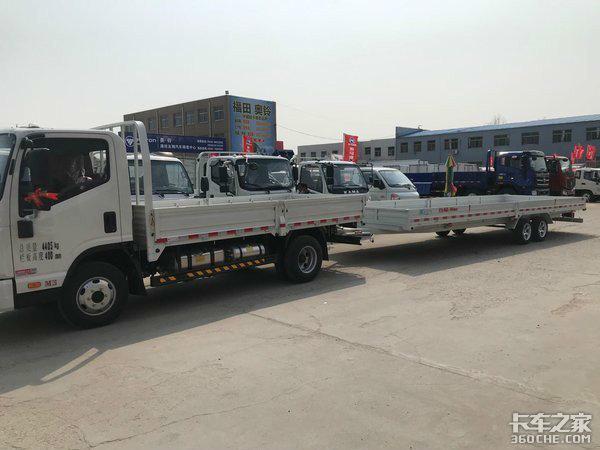 一款"神车"来了 蓝牌轻卡 中置轴挂车