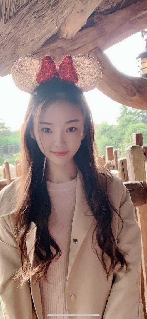 来自往月疏疏的e友圈