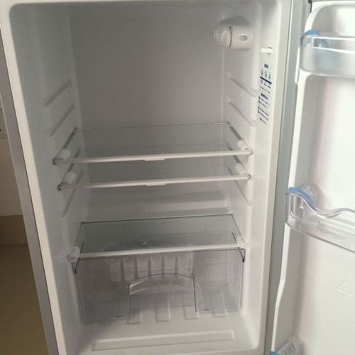 奥马冰箱bcd-118a5(拉丝银)