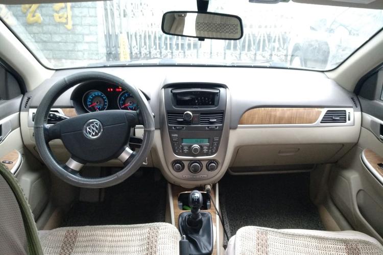 别克 凯越 2015款 1.5l 手动尊享型