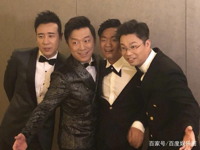 黄渤王宝强同框出席!