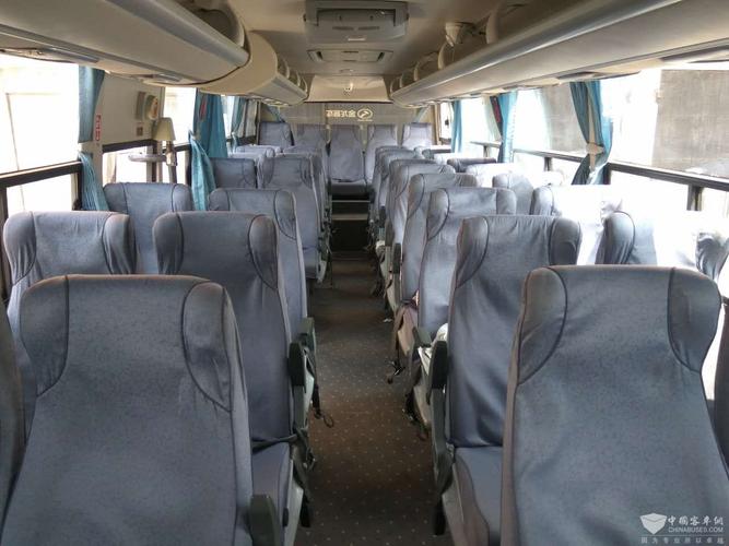 厦门金龙47座客车出售