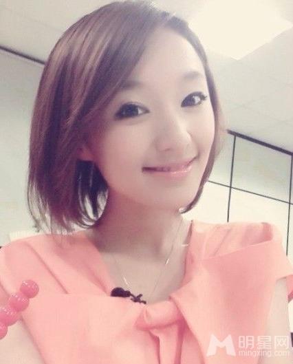 上海美女主持抢男人 杨伶俐pk小三程兰掀微博骂战